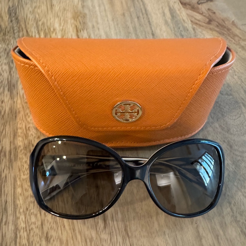 Black Polarized Tory Burch Sunglasses with Case